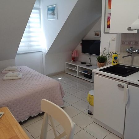 Private Apartments In Diocletians Palace Сплит Екстериор снимка