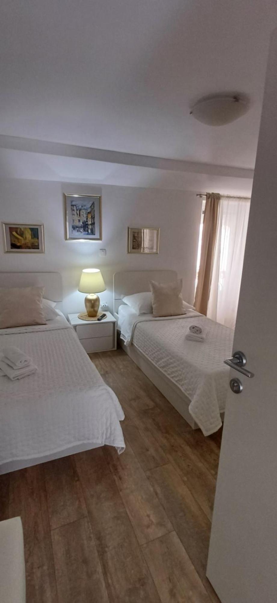 Private Apartments In Diocletians Palace Сплит Екстериор снимка
