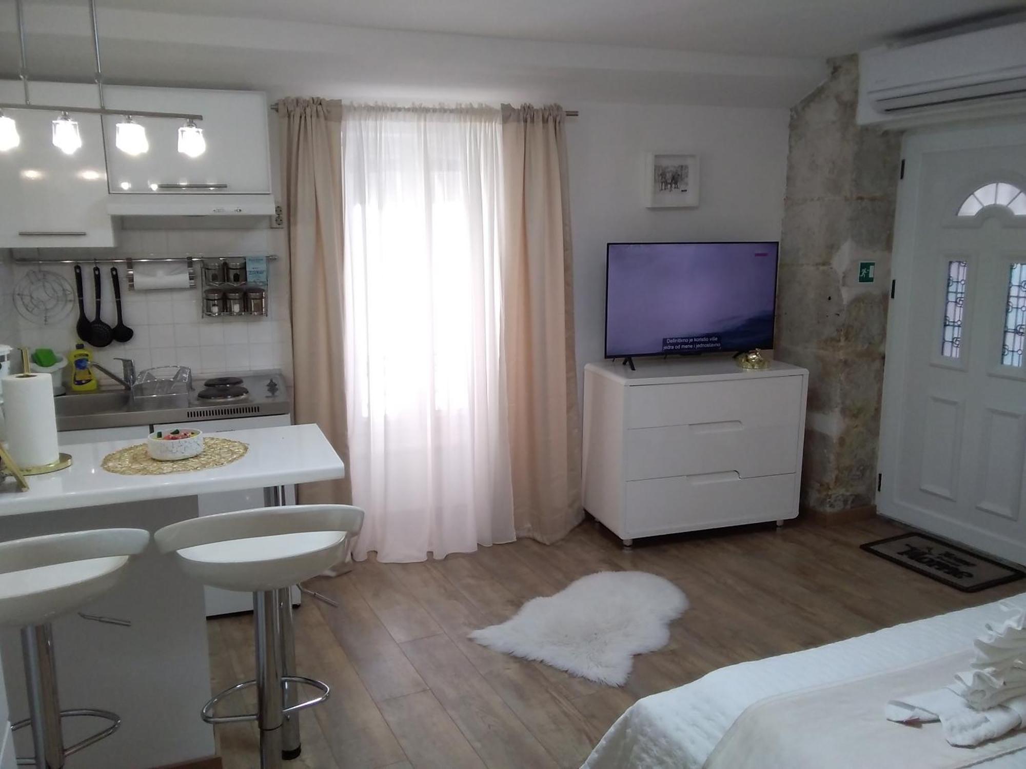 Private Apartments In Diocletians Palace Сплит Екстериор снимка