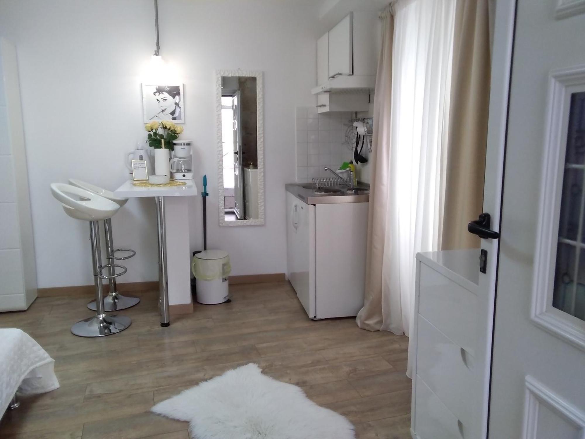 Private Apartments In Diocletians Palace Сплит Екстериор снимка
