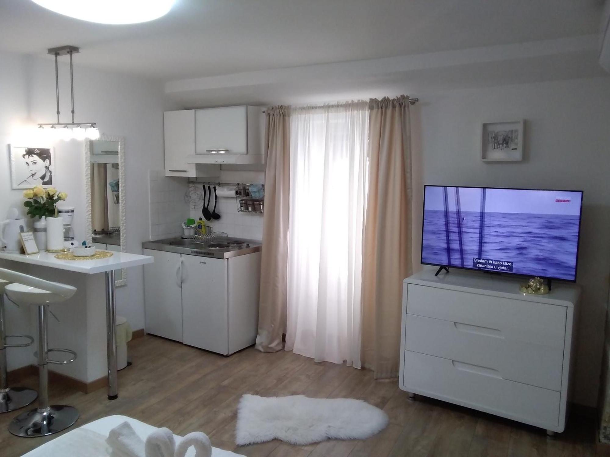 Private Apartments In Diocletians Palace Сплит Екстериор снимка